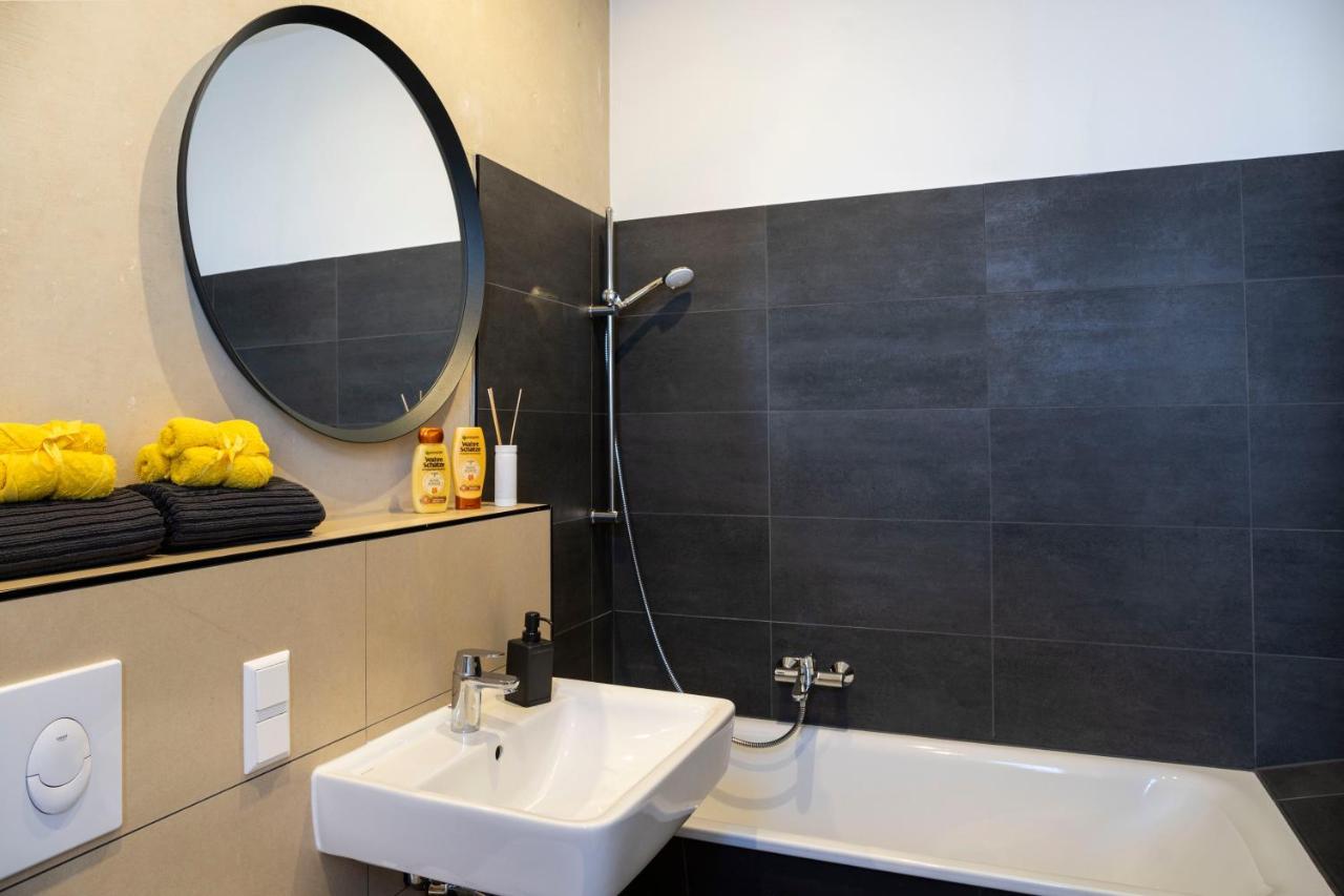 Shabby Chic Apartment +Freshly Furnished +Self Check-In Berlin Dış mekan fotoğraf