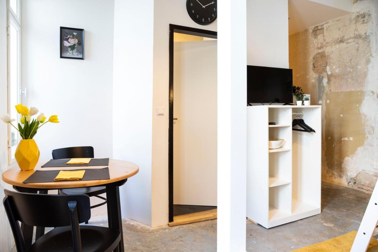 Shabby Chic Apartment +Freshly Furnished +Self Check-In Berlin Dış mekan fotoğraf