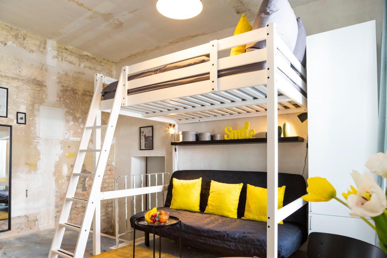 Shabby Chic Apartment +Freshly Furnished +Self Check-In Berlin Dış mekan fotoğraf