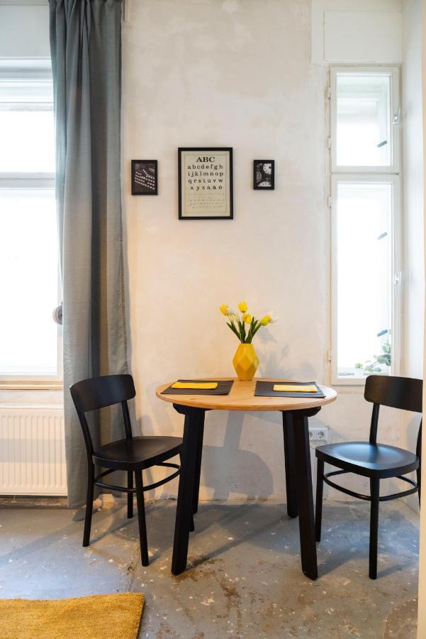 Shabby Chic Apartment +Freshly Furnished +Self Check-In Berlin Dış mekan fotoğraf